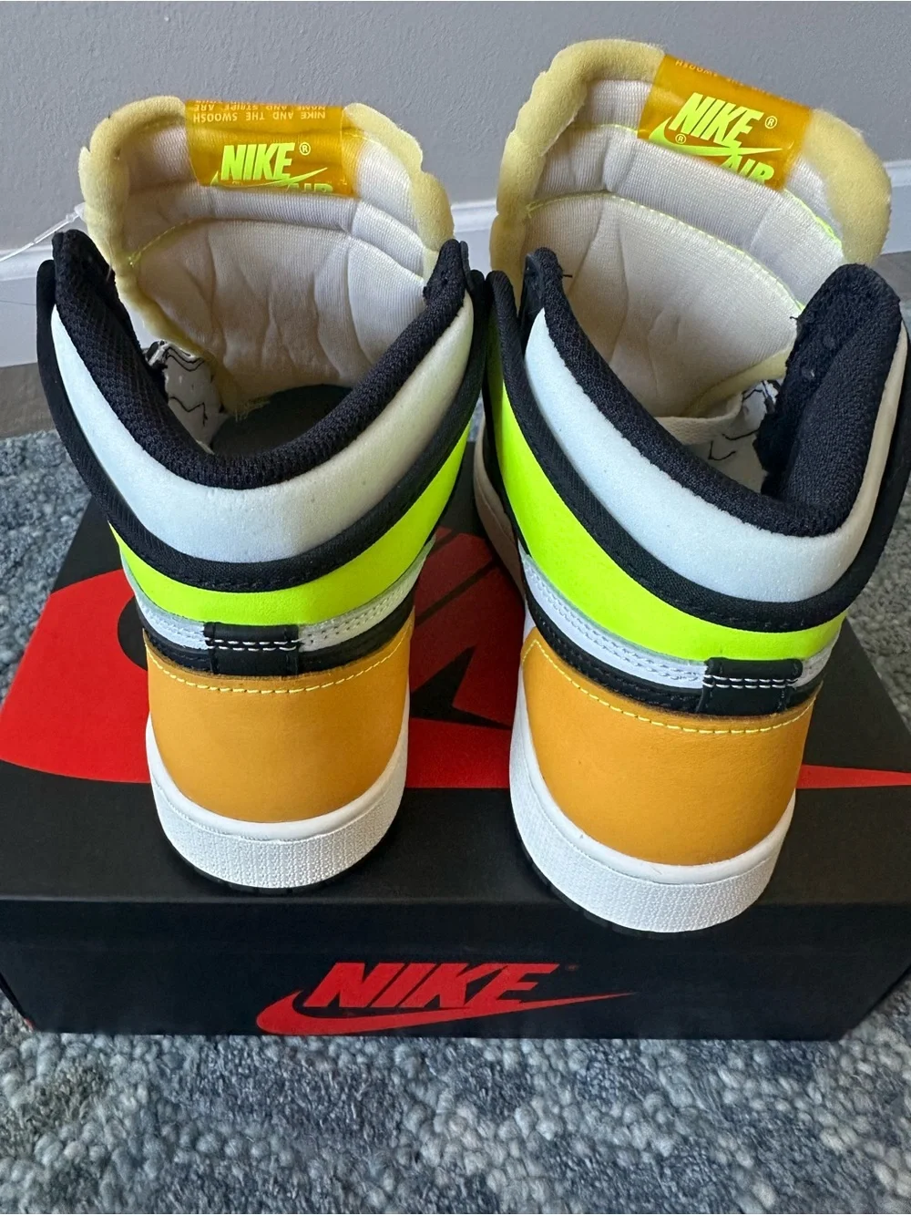 Nike Air Jordan 1 Retro High OG 